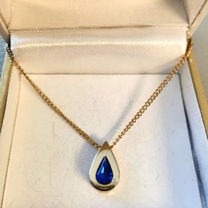 Teardrop Sapphire Necklace